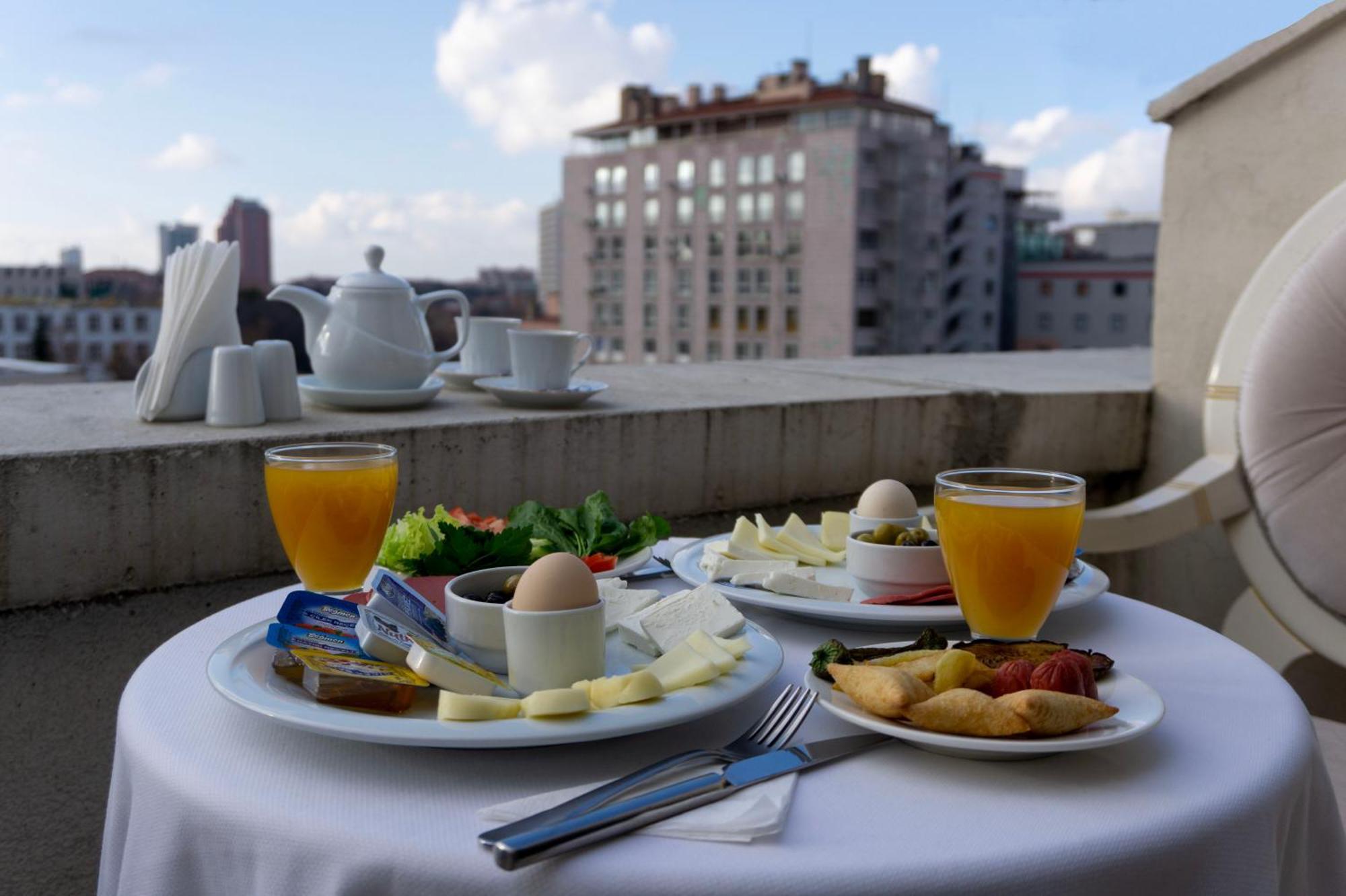 Grand Wonne Hotel Ankara Bagian luar foto