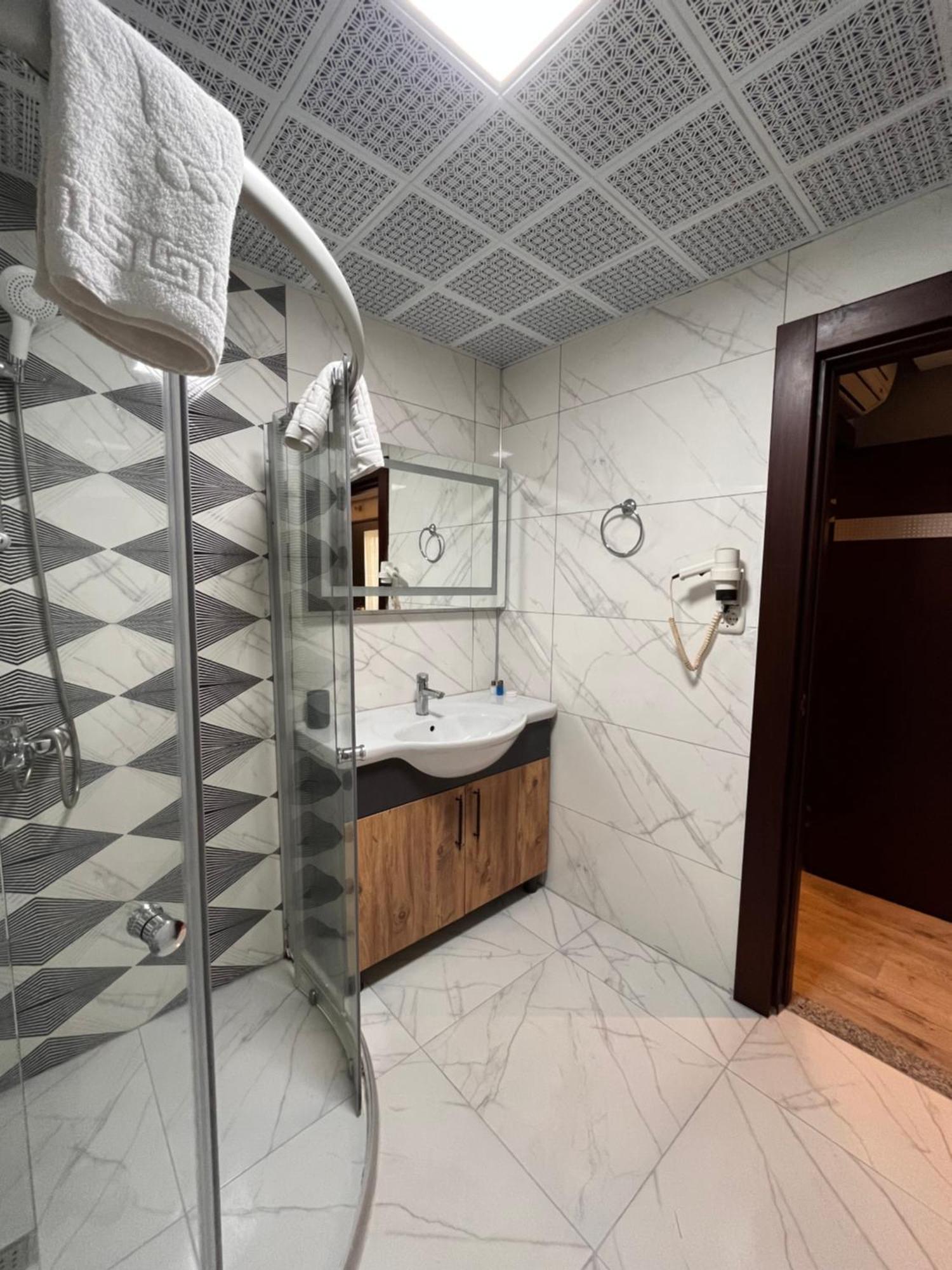 Grand Wonne Hotel Ankara Bagian luar foto