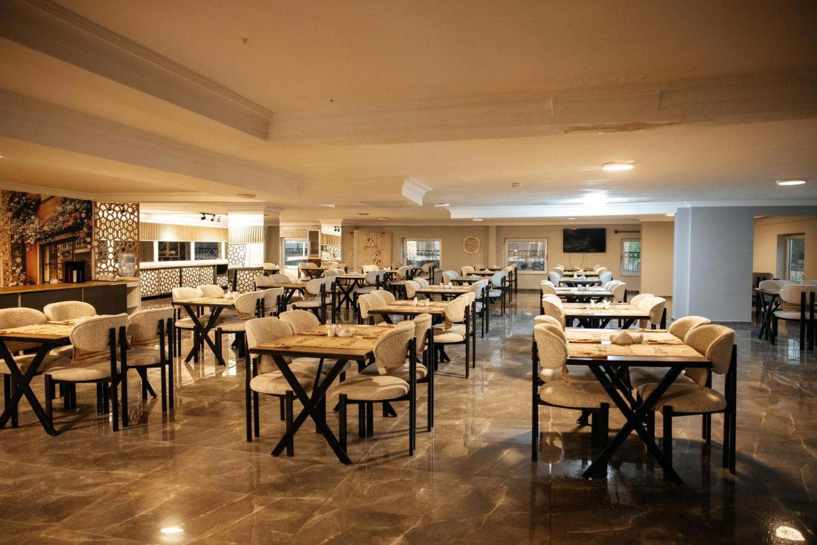 Grand Wonne Hotel Ankara Bagian luar foto